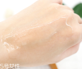悅詩風吟小綠瓶用在哪個步驟？用在水乳前