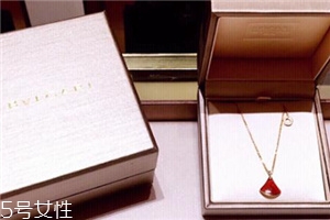寶格麗項(xiàng)鏈可以刻字嗎？再塑奢華經(jīng)典