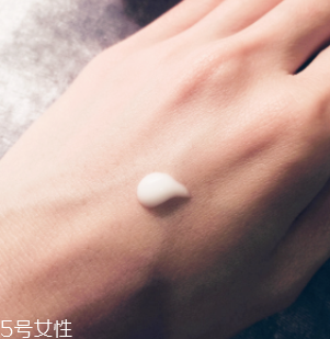 ipsa水乳適合什么膚質？不挑皮最適合敏感肌