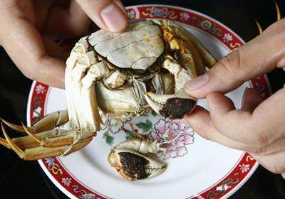陽澄湖大閘蟹怎么吃？食陽澄湖大閘蟹注意事項
