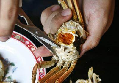 陽澄湖大閘蟹怎么吃？食陽澄湖大閘蟹注意事項