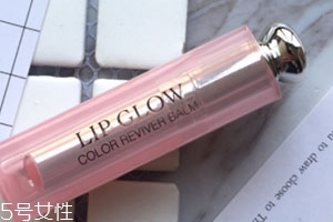 迪奧005和004哪個(gè)好看？