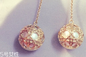 dior迪奧耳環(huán)多少錢？