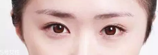 眉粉怎么選顏色好看？淺咖色不挑膚色