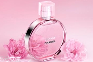 濃香水和淡香水哪個好？淡香水男女都能用