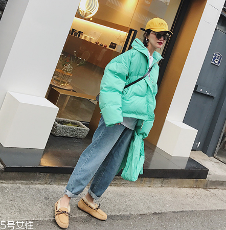 牛仔褲脫漿是什么意思？脫漿之后更柔軟