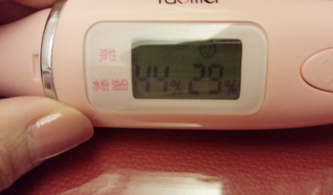 sisley希思黎和和hr赫蓮娜哪個(gè)好？