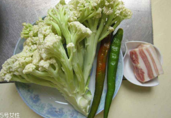 花菜不熟會中毒嗎？不要這樣嘗試