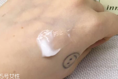 悅詩風(fēng)吟滋潤面霜怎么樣？適合干皮的春夏面霜