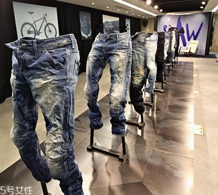 g star和evisu哪個(gè)好？兩大頂尖牛仔褲品牌