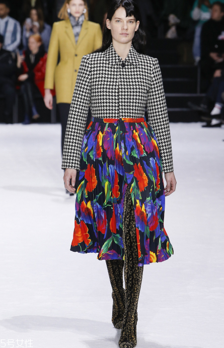 balenciaga巴黎世家2018秋冬系列好看嗎_有哪些款式？