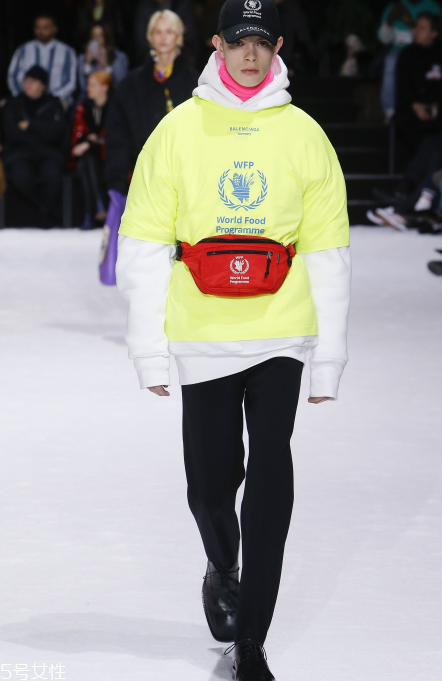 balenciaga巴黎世家2018秋冬系列好看嗎_有哪些款式？