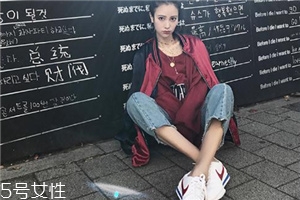 牛仔褲短了怎么改造？三步讓牛仔褲更合身