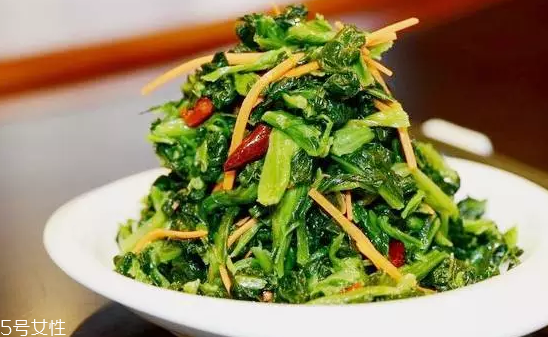 油菜怎么炒不苦？焯水能去掉苦味