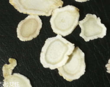 西洋參治什么??？西洋參功效強(qiáng)大