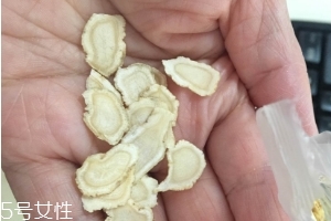 西洋參治失眠嗎？服用過量還會導(dǎo)致失眠