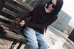 牛仔褲褲腿太緊怎么辦？這樣就解決了