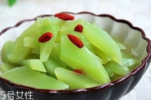 萵筍生吃好還是熟吃好？煮熟后維生素含量大大降低