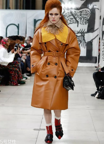 miumiu2018秋冬系列好看嗎_有哪些款式？