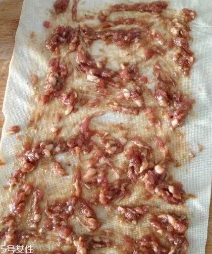 豆腐皮能油炸嗎？火候太猛容易炸糊