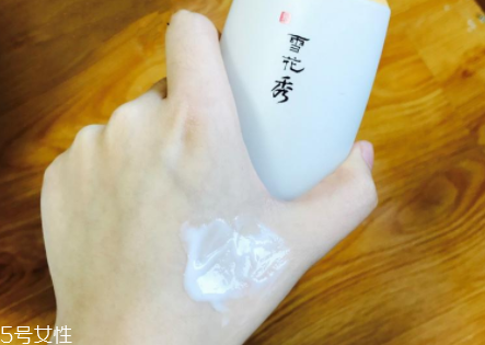 雪花秀滋陰套裝適合什么膚質(zhì)？所有肌膚都適用