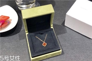 梵克雅寶屬于奢侈品嗎？名流貴族追捧的頂級(jí)珠寶