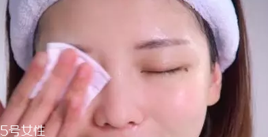 草莓鼻用什么產(chǎn)品最有效？4款產(chǎn)品讓鼻頭亮麗潔凈