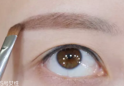 眉毛短怎么變長(zhǎng)？畫眉大法拯救短眉星人