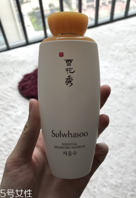 雪花秀平衡水和潤(rùn)顏水哪個(gè)好？潤(rùn)顏水是鎮(zhèn)店之寶