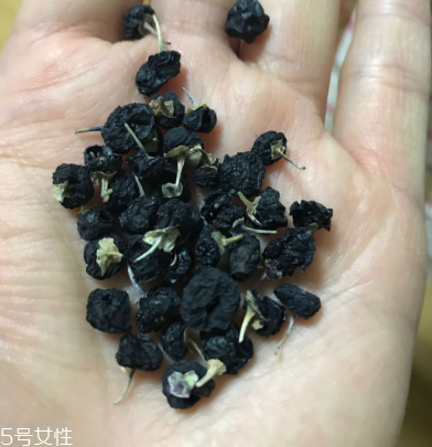 黑枸杞青少年能吃嗎？可以適量喝