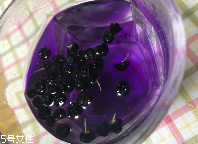 黑枸杞青少年能吃嗎？可以適量喝