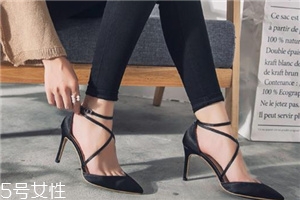高跟鞋開膠了怎么辦？高跟鞋脫膠這樣處理