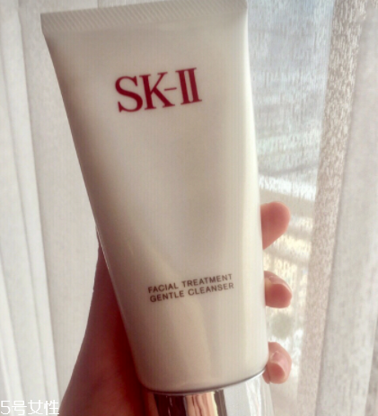 sk2氨基酸洗面奶怎么樣？能洗掉淡妝