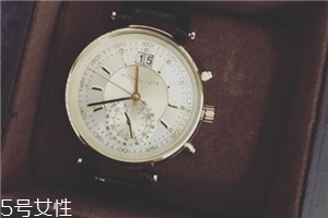 michael kors手表怎么調(diào)時(shí)間？mk手表這樣用