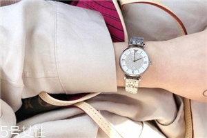 armani阿瑪尼滿(mǎn)天星手表多少錢(qián)？