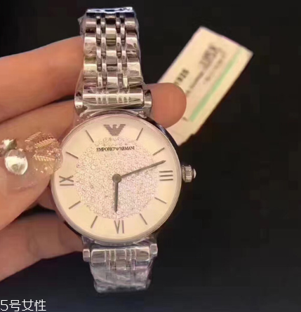 armani阿瑪尼滿天星手表防水嗎？