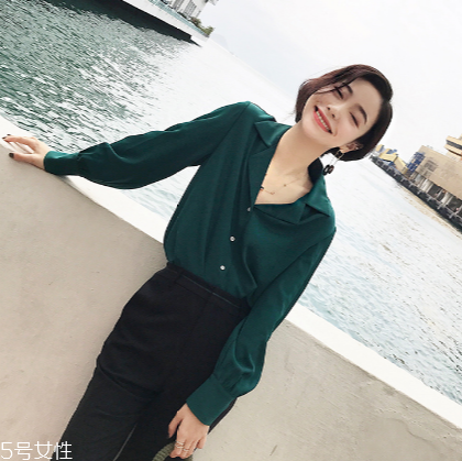 襯衫可以用熱水洗嗎？要看襯衫材質(zhì)