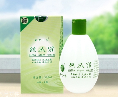 巨型一號和千纖草哪個好？都是絲瓜原液品牌