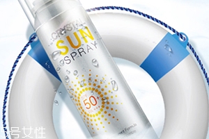 防曬噴霧和粉餅可以一起用嗎？