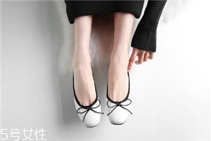 2022流行什么單鞋？有眼光的女生都在穿它