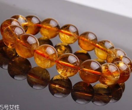 黃水晶手鏈多少錢？一般在百元左右