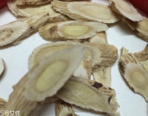 黃芪是大的好還是小的好？好壞跟大小無關(guān)