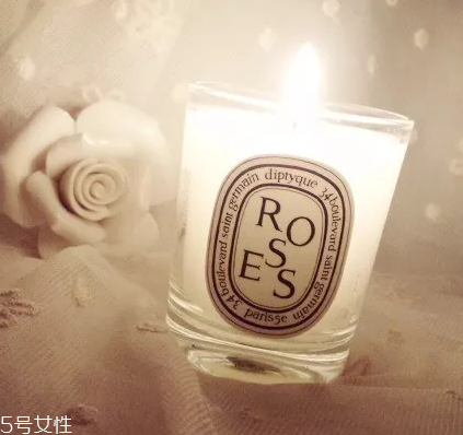 香薰蠟燭可以護膚嗎？燭油冷卻后能按摩肌膚