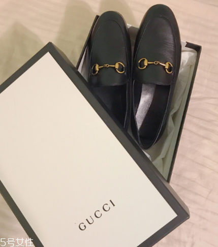 gucci樂福鞋偏碼嗎？最舒適的平底鞋