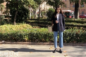 直筒牛仔褲配什么鞋？屬于你的非凡腔調(diào)