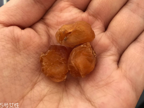 桂圓肉怎么吃最好？燉湯直接吃都可以