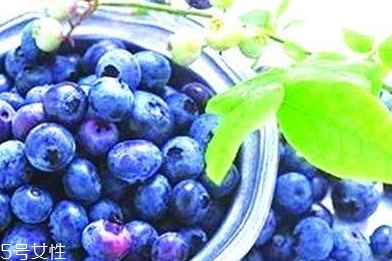 花青素可以美白嗎？女人就應(yīng)該吃點(diǎn)花青素
