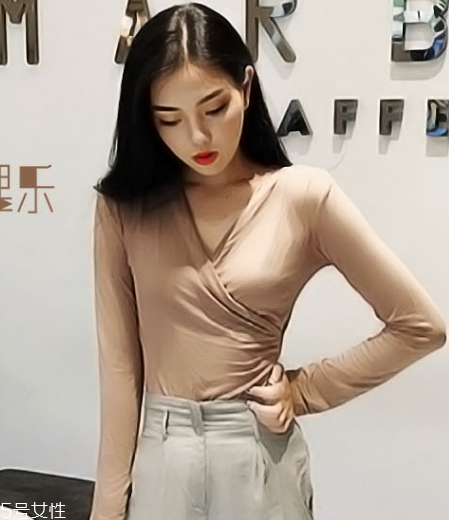 微胖女生春天怎么穿好看？讓你視覺上小一圈