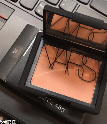nars sex appeal腮紅干嗎？略飛粉不過(guò)可以接受