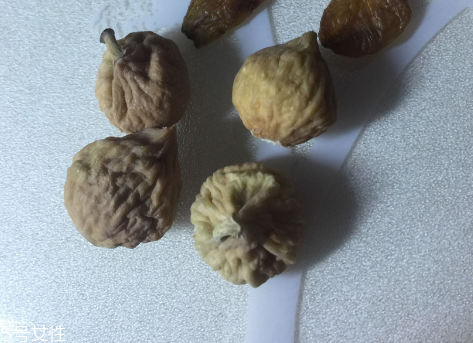 無花果干是什么味道？味道甜甜的